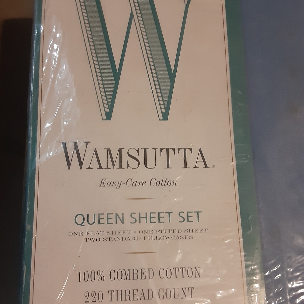 Wamsutta Queen sheet set